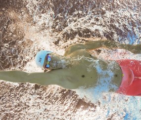 开云下载-杜兰特关键先生本色尽显，湖人稳扎稳打锁定胜局