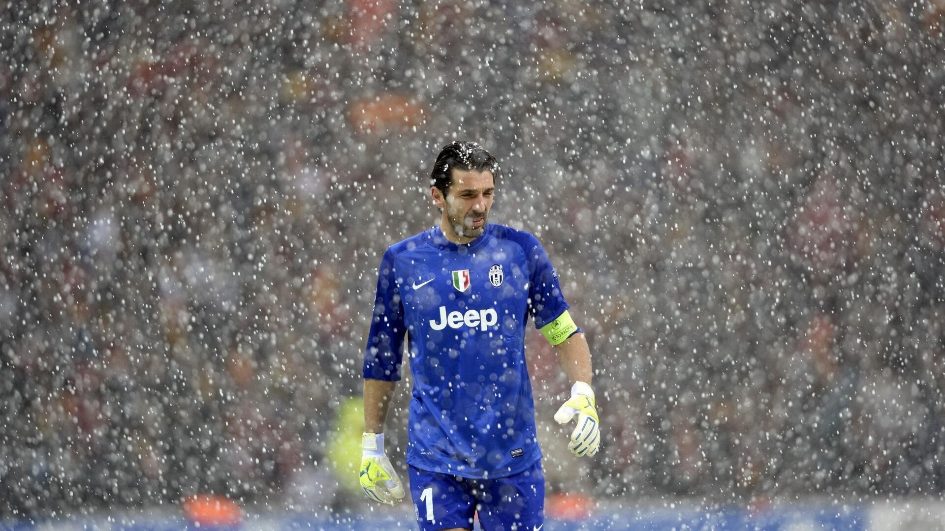 唯一性之战,当阿根廷风暴冲垮红黑堡垒,赖斯在奥运周期关键接管中定义伟大