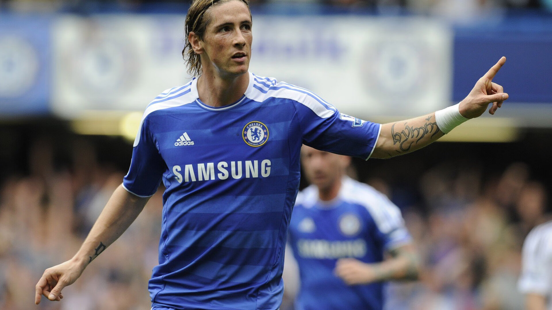 绿茵场上的碾压与球台上的火焰,法国足球与林高远的双重奏